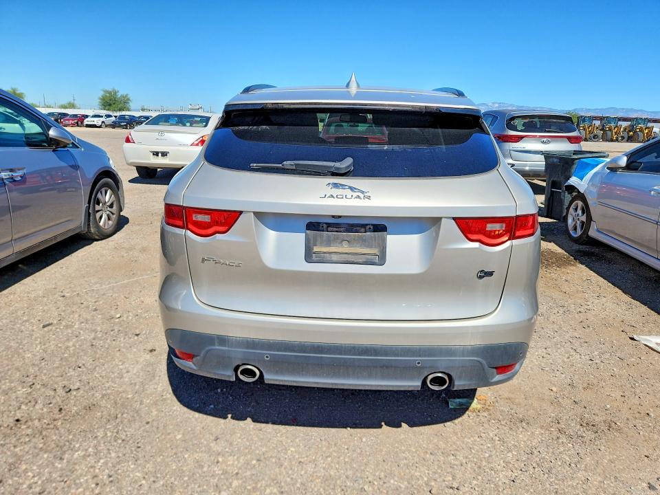 Продажа на аукционе авто 2017 Jaguar F-pace, vin: SADCK2BV0HA886441, номер лота: 70986106