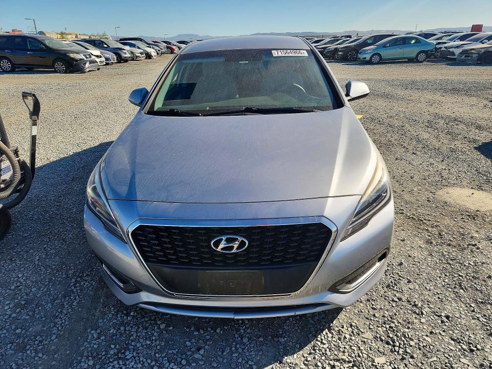 2016 Hyundai Sonata Hybrid მანქანა იყიდება აუქციონზე, vin: KMHE24L19GA013938, აუქციონის ნომერი: 71564966