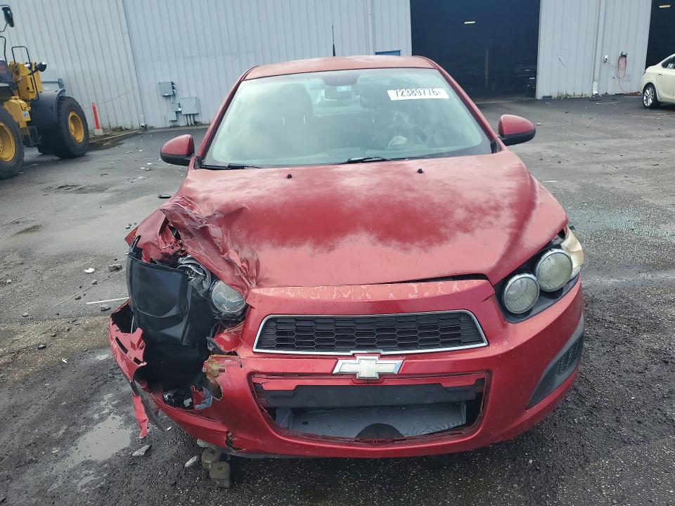 72389776 :رقم المزاد ، 1G1JC5SH8C4166722 vin ، 2012 Chevrolet Sonic مزاد بيع
