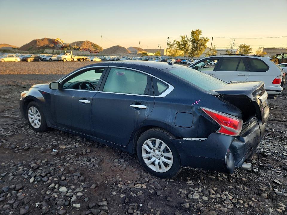 2015 Nissan Altima მანქანა იყიდება აუქციონზე, vin: 1N4AL3AP0FN886542, აუქციონის ნომერი: 72515686
