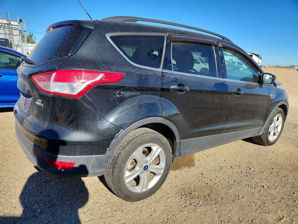 70733936 :رقم المزاد ، 1FMCU9GX5FUC47701 vin ، 2015 Ford Escape مزاد بيع