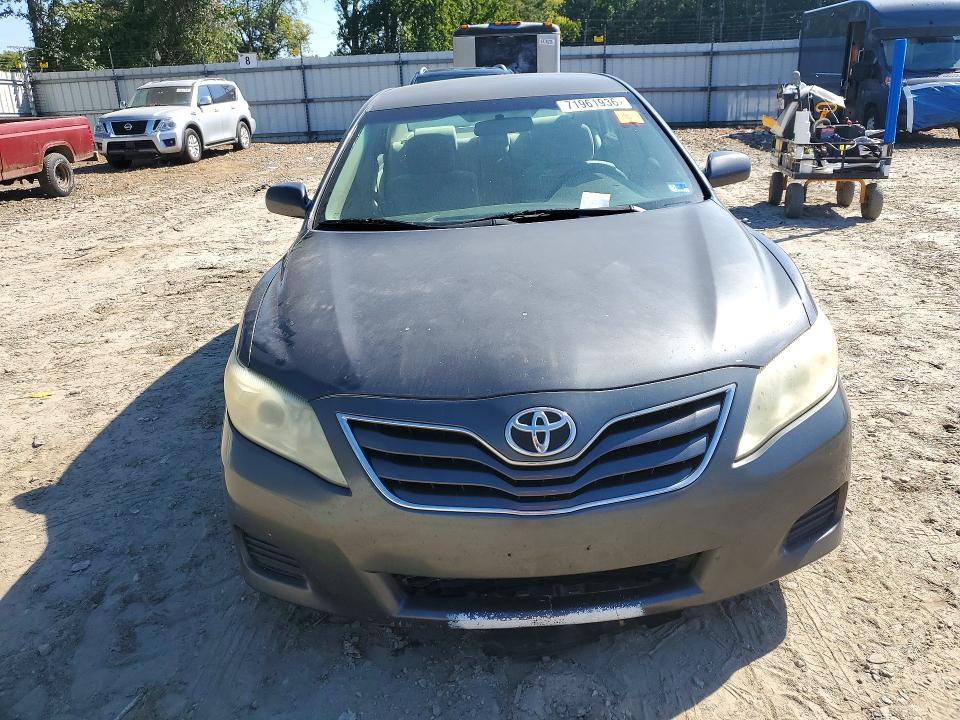 71961936 :رقم المزاد ، 4T1BF3EK9AU116676 vin ، 2010 Toyota Camry مزاد بيع