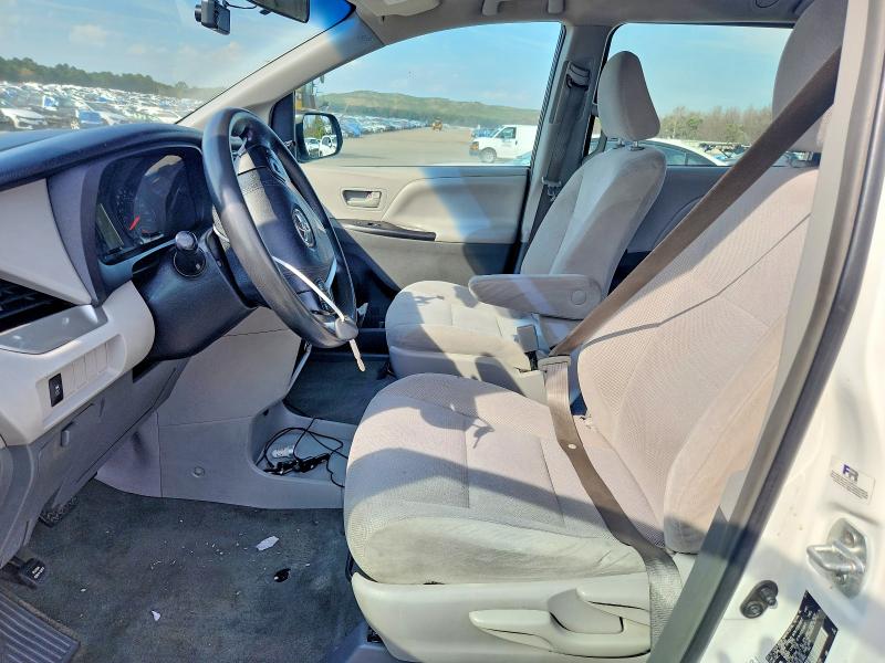 Продажа на аукционе авто 2017 Toyota Sienna, vin: 5TDZZ3DC9HS819682, номер лота: 71778966