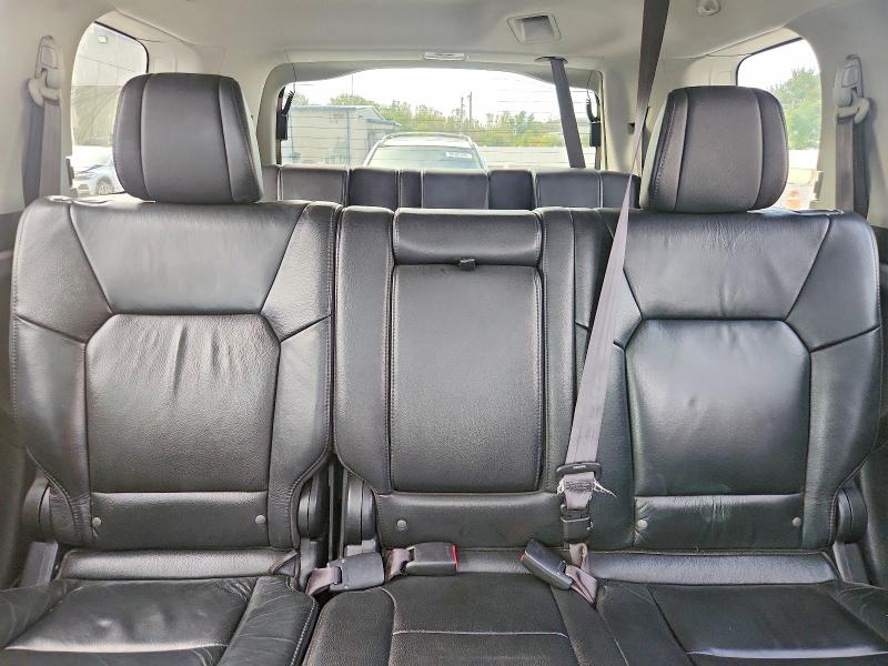 71141896 :رقم المزاد ، 5FNYF4H58CB015974 vin ، 2012 Honda Pilot مزاد بيع
