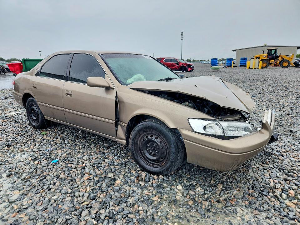 71768816 :رقم المزاد ، 4T1BG22K9XU511722 vin ، 1999 Toyota Camry مزاد بيع