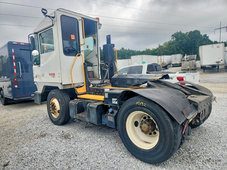 67449206 :رقم المزاد ، 11VJ813A5HA000904 vin ، 2017 Kalmar Ottawa T2 مزاد بيع