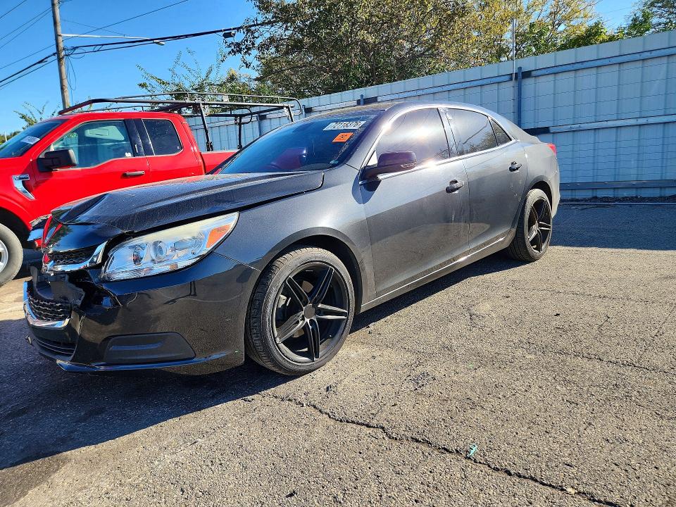 72118376 :رقم المزاد ، 1G11C5SL6FF331759 vin ، 2015 Chevrolet Malibu مزاد بيع