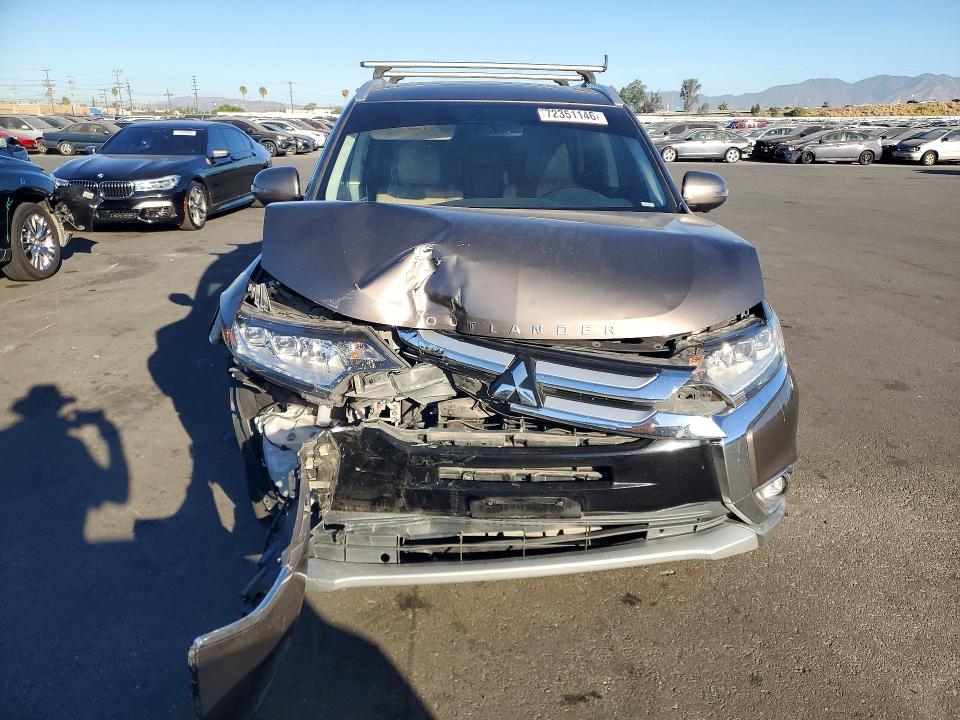 Продажа на аукционе авто 2018 Mitsubishi Outlander, vin: JA4AD3A37JZ021650, номер лота: 72351146