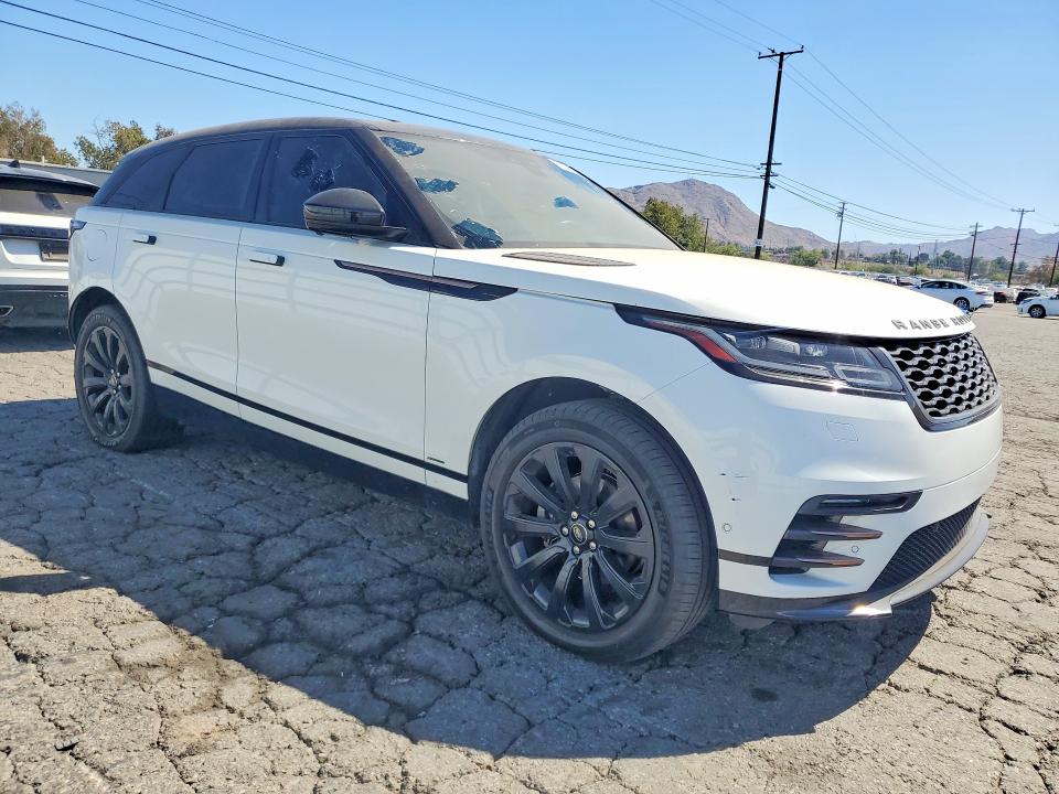 71378866 :رقم المزاد ، SALYL2RX5JA725765 vin ، 2018 Land Rover Range Rover Velar مزاد بيع