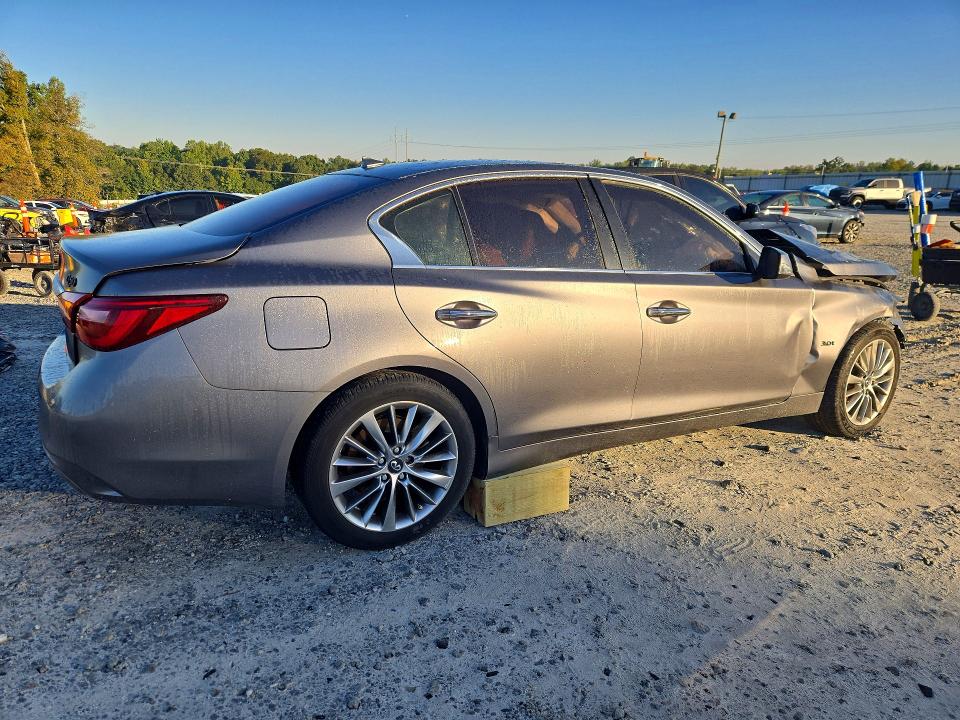 2018 Infiniti Q50 მანქანა იყიდება აუქციონზე, vin: JN1EV7AP0JM358823, აუქციონის ნომერი: 71609926