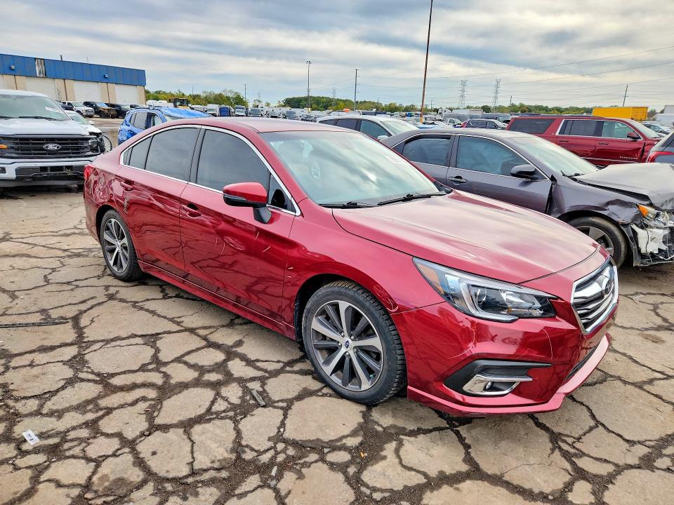 70691196 :رقم المزاد ، 4S3BNEJ63K3033361 vin ، 2019 Subaru Legacy مزاد بيع