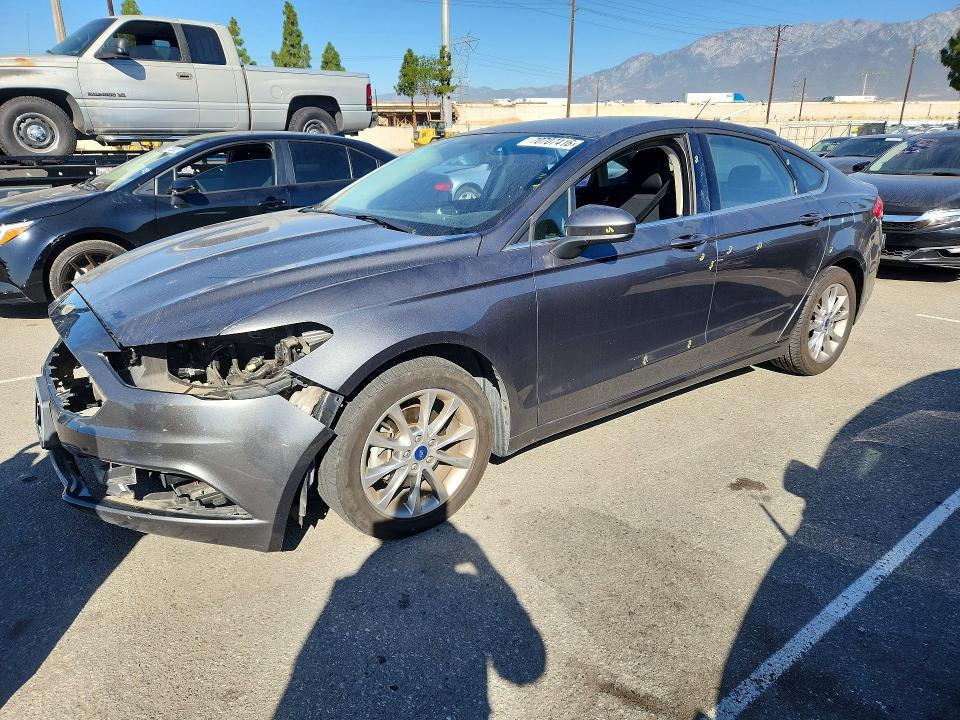 70707416 :رقم المزاد ، 3FA6P0H73HR119945 vin ، 2017 Ford Fusion مزاد بيع