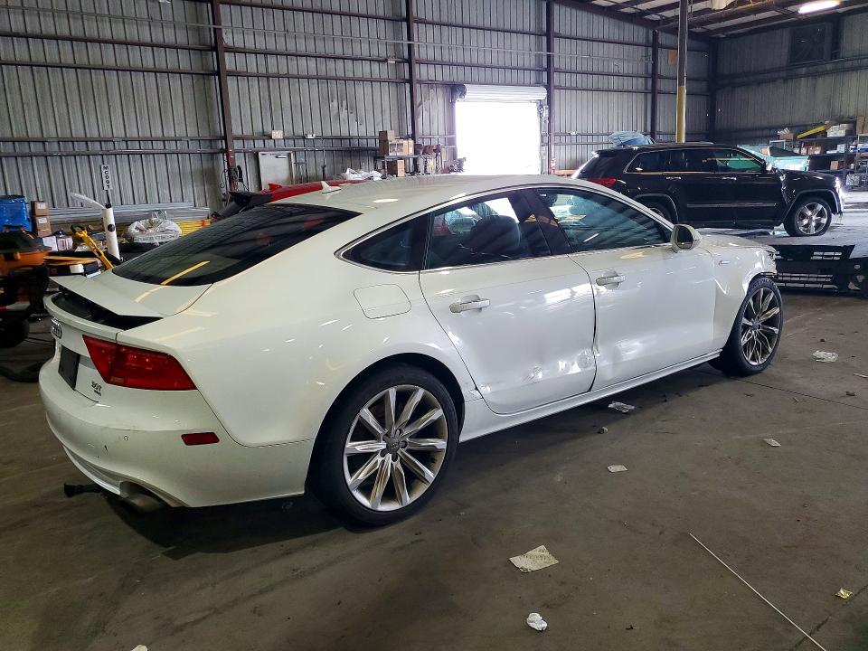 2013 Audi A7 მანქანა იყიდება აუქციონზე, vin: WAUYGAFC0DN094599, აუქციონის ნომერი: 72606476