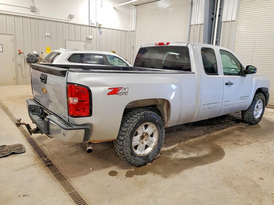 Продажа на аукционе авто 2013 Chevrolet Silverado, vin: 1GCRKSE78DZ326939, номер лота: 71492236