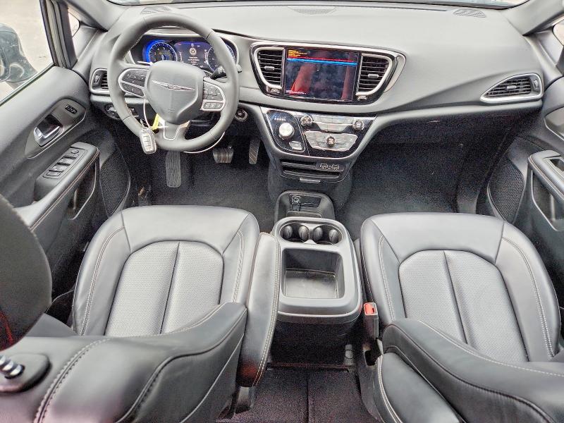 Продаж на аукціоні авто 2025 Chrysler Pacifica, vin: 2C4RC1BG7SR542560, номер лоту: 71478226
