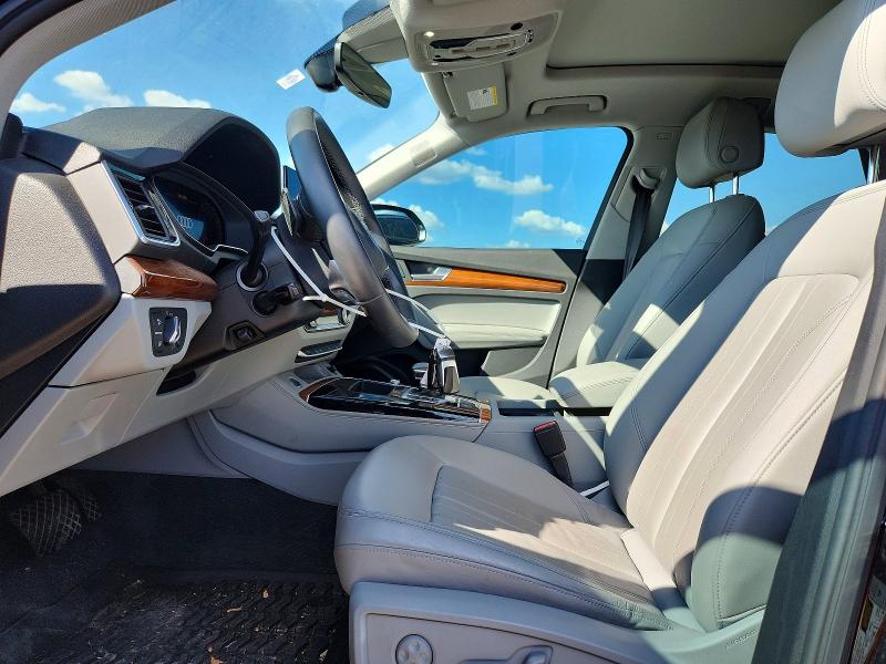71569706 :رقم المزاد ، WA1EAAFY5P2015592 vin ، 2023 Audi Q5 مزاد بيع