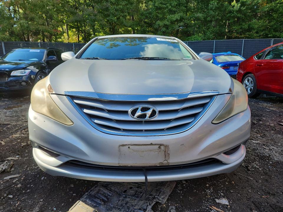 2011 Hyundai Sonata მანქანა იყიდება აუქციონზე, vin: 5NPEB4AC6BH105020, აუქციონის ნომერი: 71907246