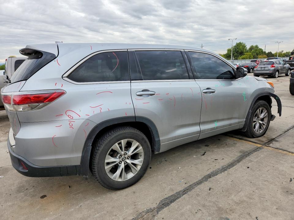 71073086 :رقم المزاد ، 5TDBKRFH7GS226774 vin ، 2016 Toyota Highlander مزاد بيع