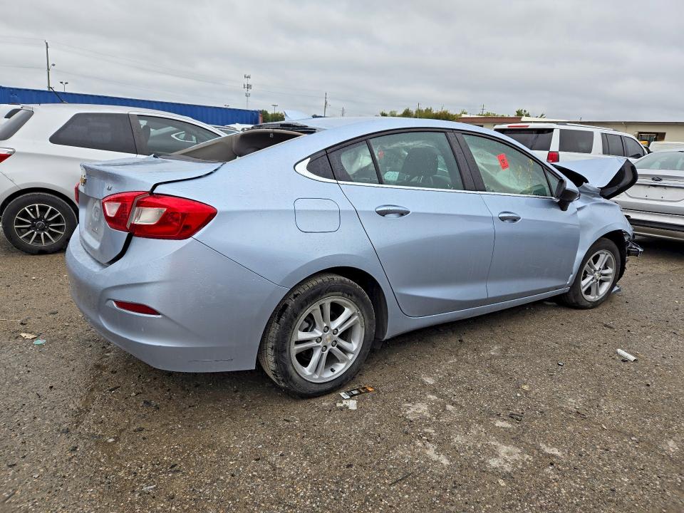 2017 Chevrolet Cruze მანქანა იყიდება აუქციონზე, vin: 1G1BE5SMXH7129530, აუქციონის ნომერი: 70959976