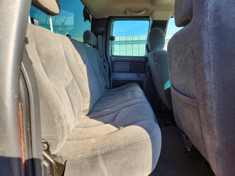 Продажа на аукционе авто 2005 Chevrolet Silverado, vin: 2GCEC19V851294230, номер лота: 70782216