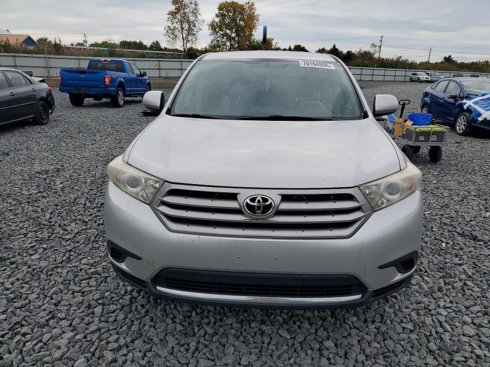 Продажа на аукционе авто 2013 Toyota Highlander, vin: 5TDBK3EH0DS271646, номер лота: 70164906
