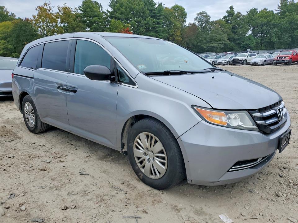 71530386 :رقم المزاد ، 5FNRL5H26GB121127 vin ، 2016 Honda Odyssey مزاد بيع