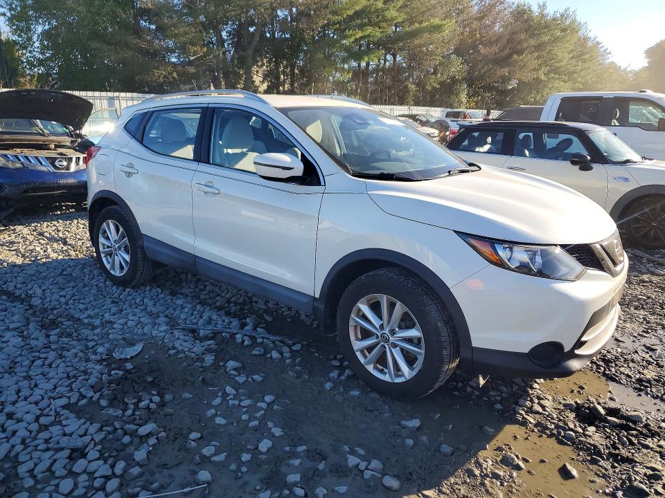 71432756 :رقم المزاد ، JN1BJ1CR1KW626083 vin ، 2019 Nissan Rogue Sport مزاد بيع