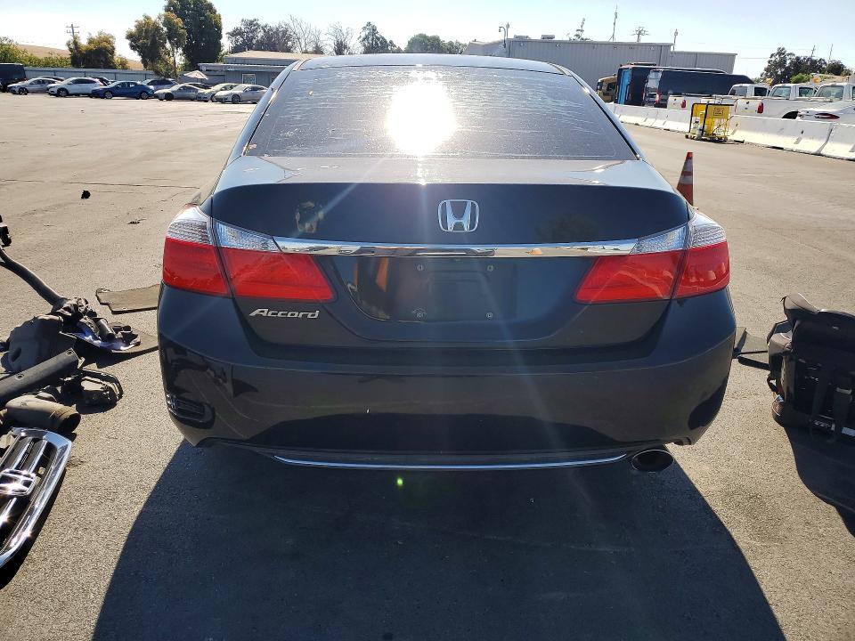 2015 Honda Accord მანქანა იყიდება აუქციონზე, vin: 1HGCR2F78FA220008, აუქციონის ნომერი: 71495256