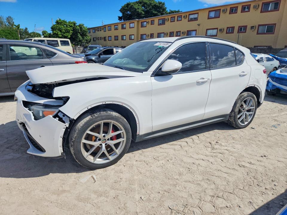 Продаж на аукціоні авто 2019 Alfa Romeo Stelvio, vin: ZASPAKBN3K7C44839, номер лоту: 71321336