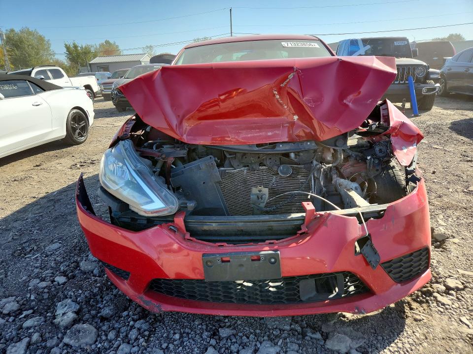 2018 Nissan Sentra მანქანა იყიდება აუქციონზე, vin: 3N1AB7AP7JY223178, აუქციონის ნომერი: 71323856