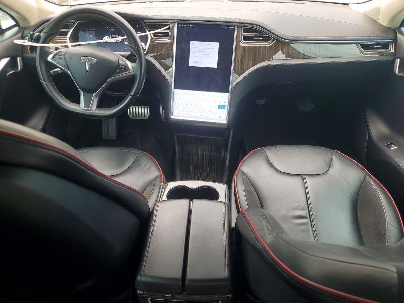 2013 Tesla Model S მანქანა იყიდება აუქციონზე, vin: 5YJSA1DP0DFP17508, აუქციონის ნომერი: 70876146