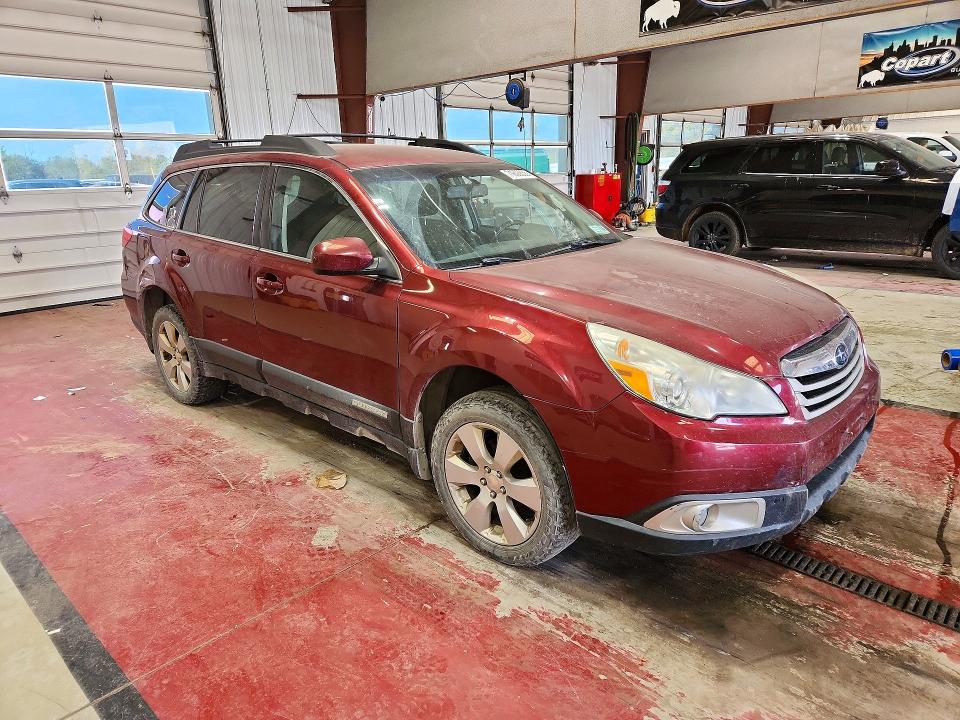 71803836 :رقم المزاد ، 4S4BRBBC9C3283384 vin ، 2012 Subaru Outback مزاد بيع