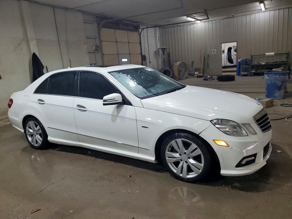 2011 Mercedes-benz E მანქანა იყიდება აუქციონზე, vin: WDDHF2EB8BA310620, აუქციონის ნომერი: 71241606