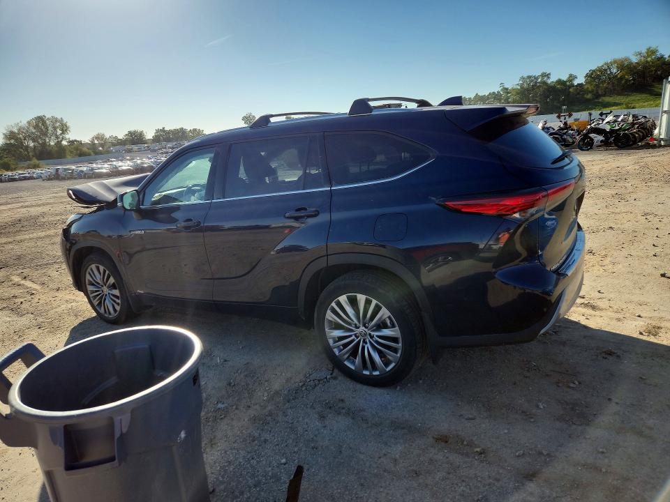 Продажа на аукционе авто 2020 Toyota Highlander, vin: 5TDEBRCH0LS007554, номер лота: 71930416