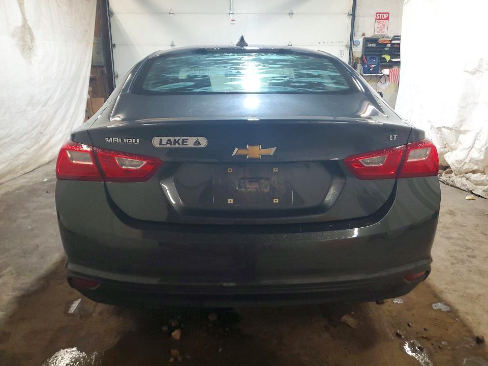 72216136 :رقم المزاد ، 1G1ZE5ST5HF287494 vin ، 2017 Chevrolet Malibu مزاد بيع