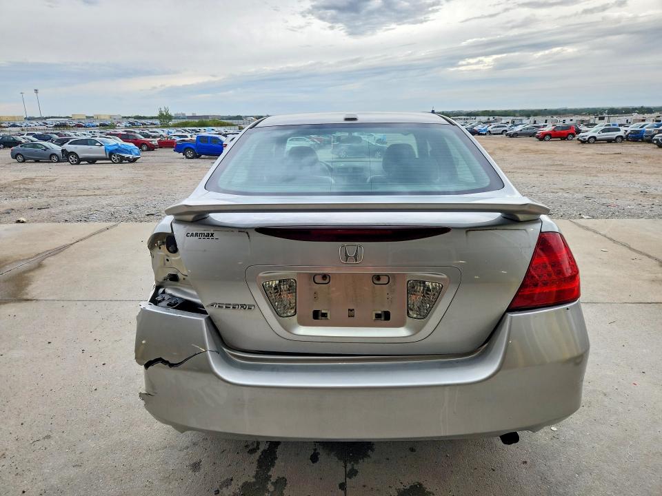 Продажа на аукционе авто 2007 Honda Accord, vin: 1HGCM56887A053823, номер лота: 70322906