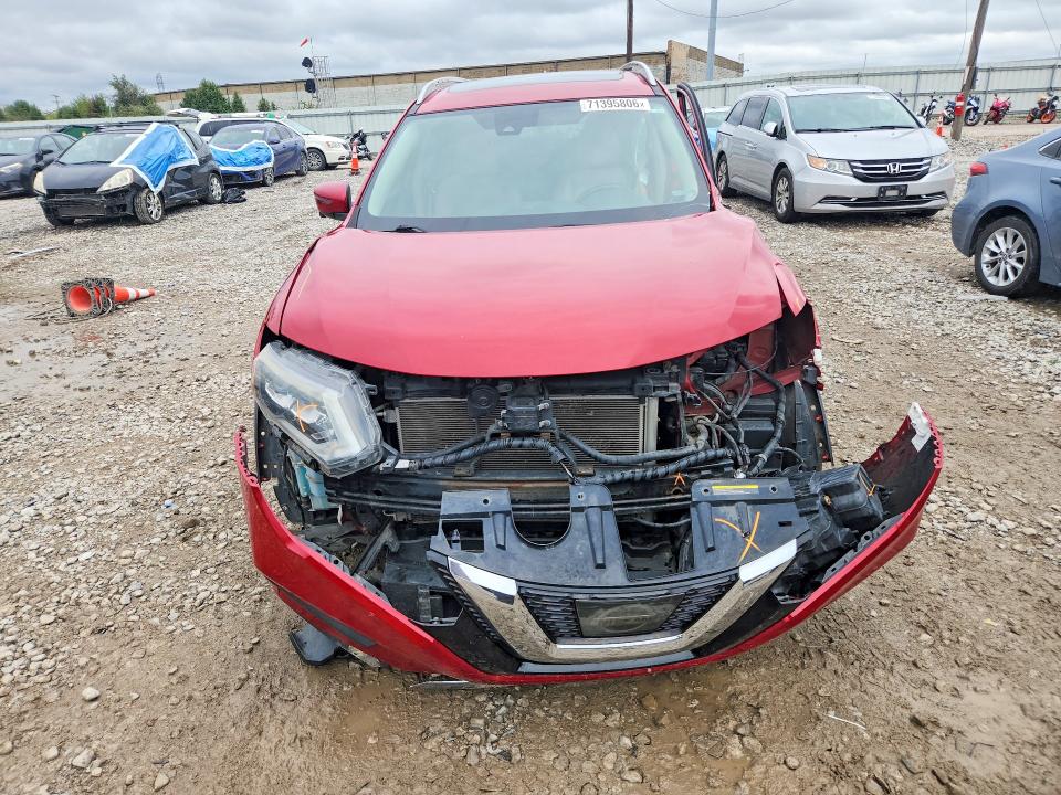 2017 Nissan Rogue მანქანა იყიდება აუქციონზე, vin: 5N1AT2MVXHC810335, აუქციონის ნომერი: 71395806
