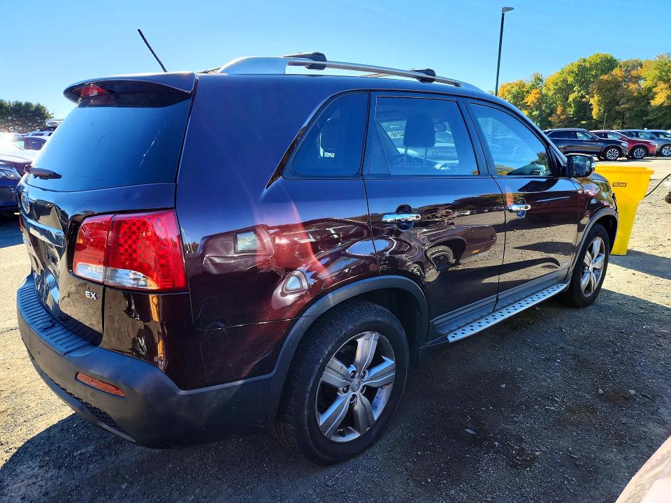 71604216 :رقم المزاد ، 5XYKUCA65CG293524 vin ، 2012 Kia Sorento مزاد بيع