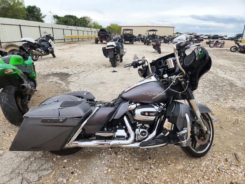 2017 Harley-davidson Flhxs მანქანა იყიდება აუქციონზე, vin: 1HD1KRC19HB673651, აუქციონის ნომერი: 73529196
