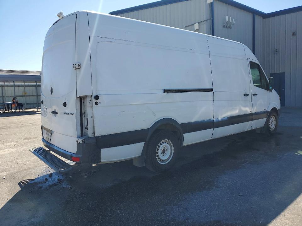 Продажа на аукционе авто 2011 Mercedes-benz Sprinter, vin: WD3PE8CB2B5608520, номер лота: 69740436