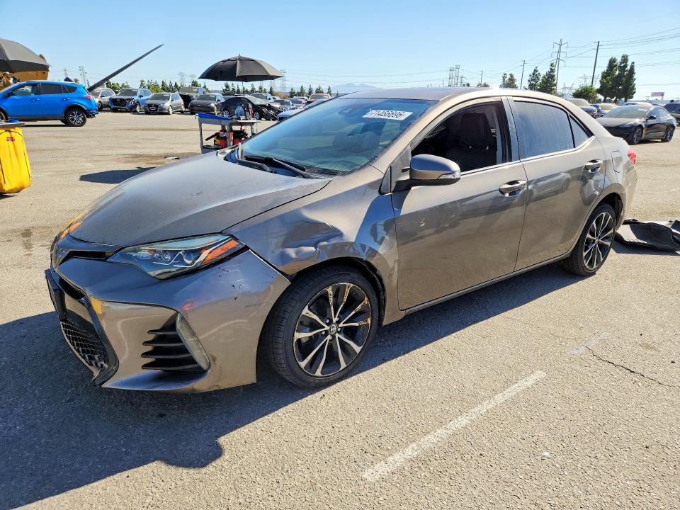 2018 Toyota Corolla მანქანა იყიდება აუქციონზე, vin: 5YFBURHE8JP807262, აუქციონის ნომერი: 71466696