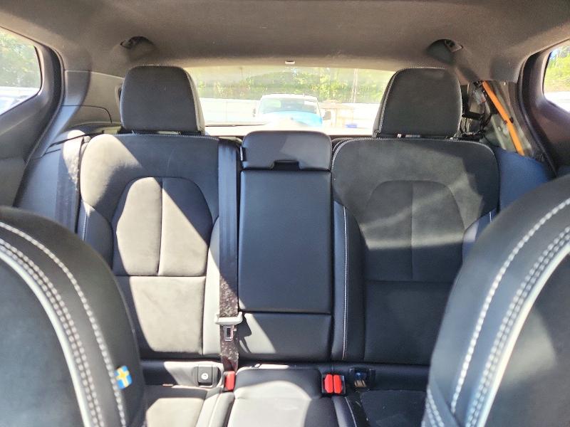 Продажа на аукционе авто 2022 Volvo Xc40, vin: YV4162UM2N2650632, номер лота: 71615606