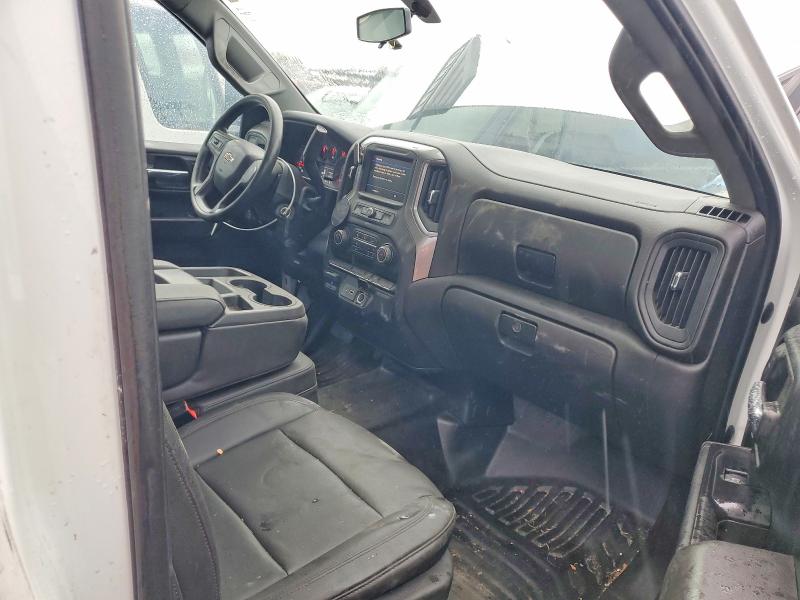 71351996 :رقم المزاد ، 1GB3WRE76NF182477 vin ، 2022 Chevrolet Silverado مزاد بيع