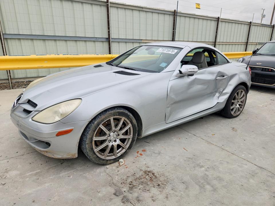 Aukcja sprzedaży 2006 Mercedes-benz Slk, vin: WDBWK56F16F112811, numer aukcji: 71075976
