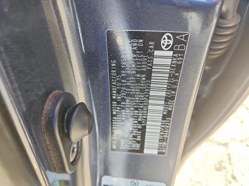 71846656 :رقم المزاد ، 5YFBURHE0GP429253 vin ، 2016 Toyota Corolla مزاد بيع