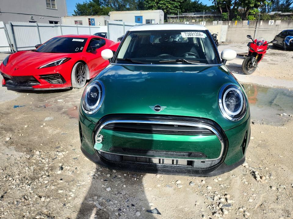 Продаж на аукціоні авто 2022 Mini Cooper, vin: WMW33DK09N2P77259, номер лоту: 73891356