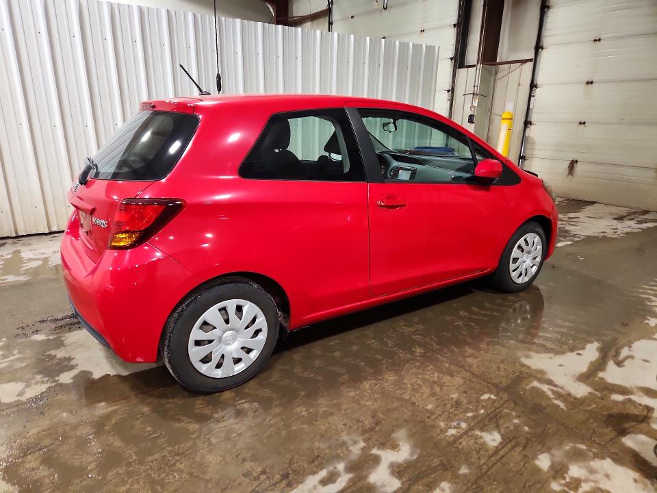 71377046 :رقم المزاد ، VNKJTUD38FA022202 vin ، 2015 Toyota Yaris مزاد بيع