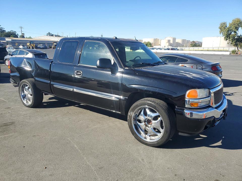 Продажа на аукционе авто 2005 Gmc New Sierra, vin: 2GTEC19N851297743, номер лота: 71314916