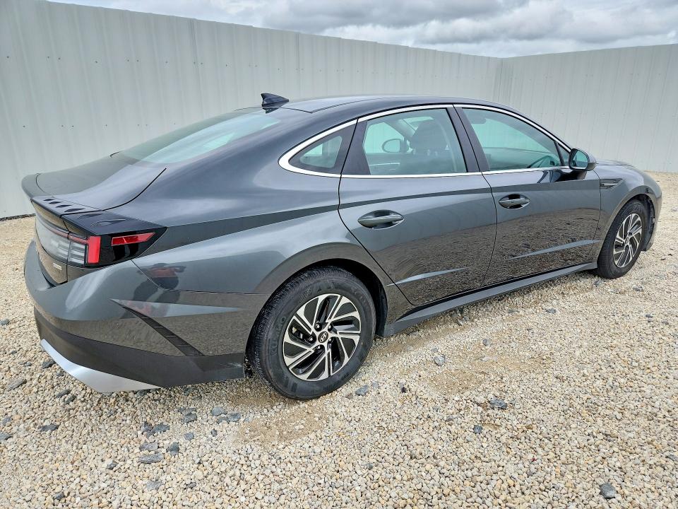 71363136 :رقم المزاد ، KMHL24JJ6TA145995 vin ، 2026 Hyundai Sonata Hybrid مزاد بيع