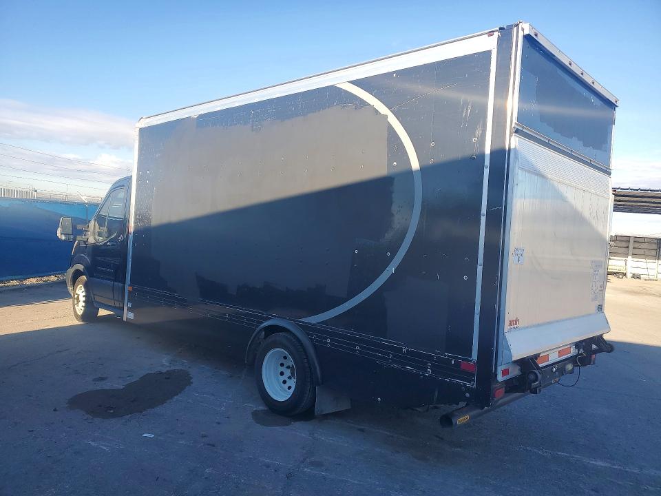 71353106 :رقم المزاد ، 1FDBF9ZM8GKB54502 vin ، 2016 Ford Transit مزاد بيع